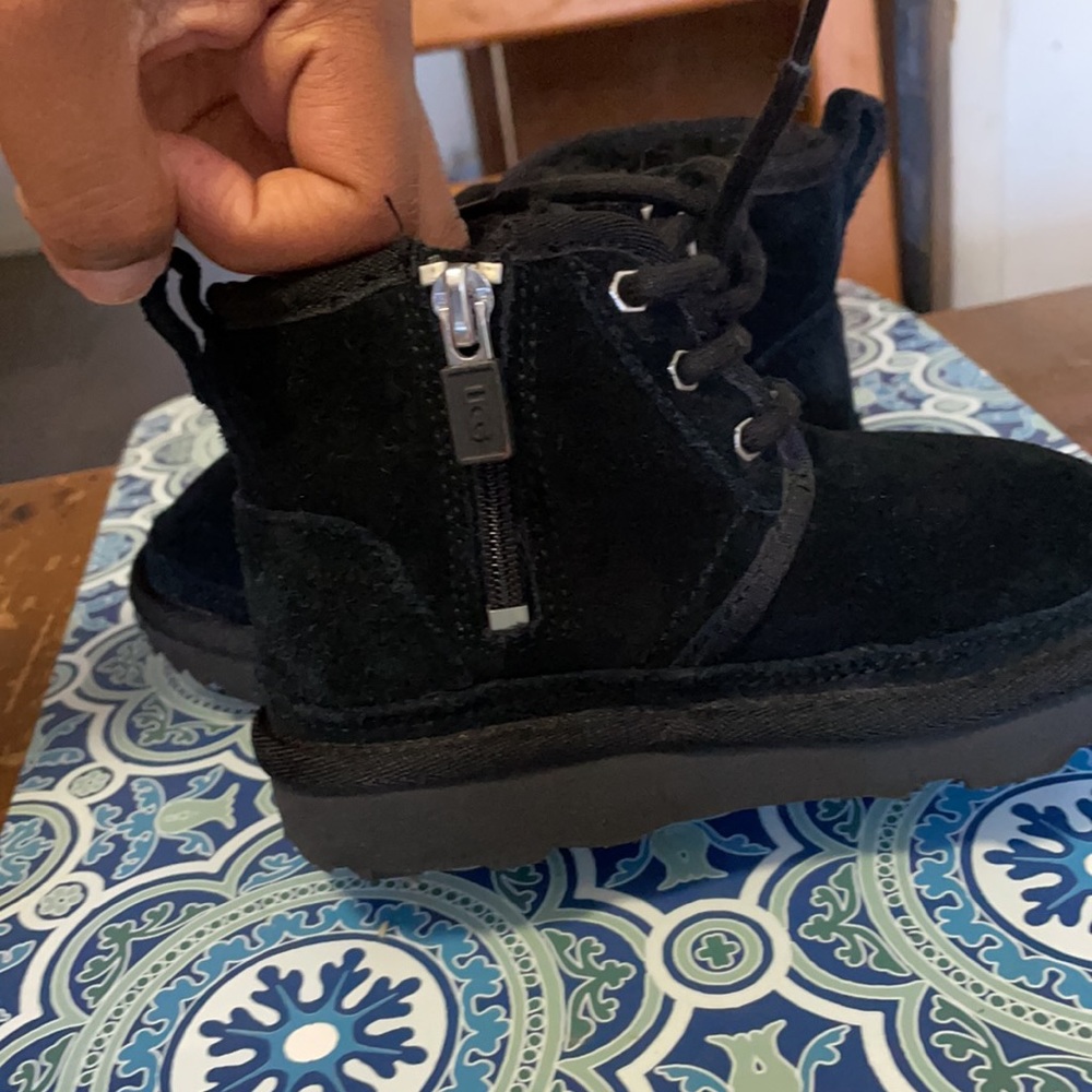 NWOT Neumel II UGG boot - Picture 6 of 7